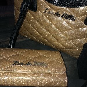 Lux de ville purse and matching wallet, both items